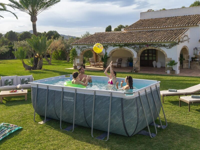 Bestway Above Ground Swimming Pool 4.12m x 2.01m x122cm Steel Frame Pool Set with Pump and Ladder