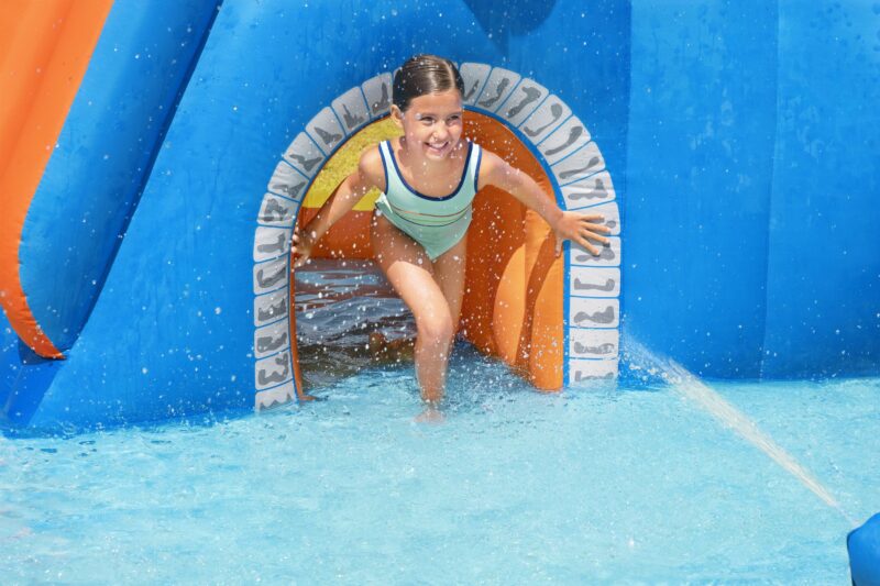 Bestway 551x502x265cm Super Speedway Mega Water Park - Image 5